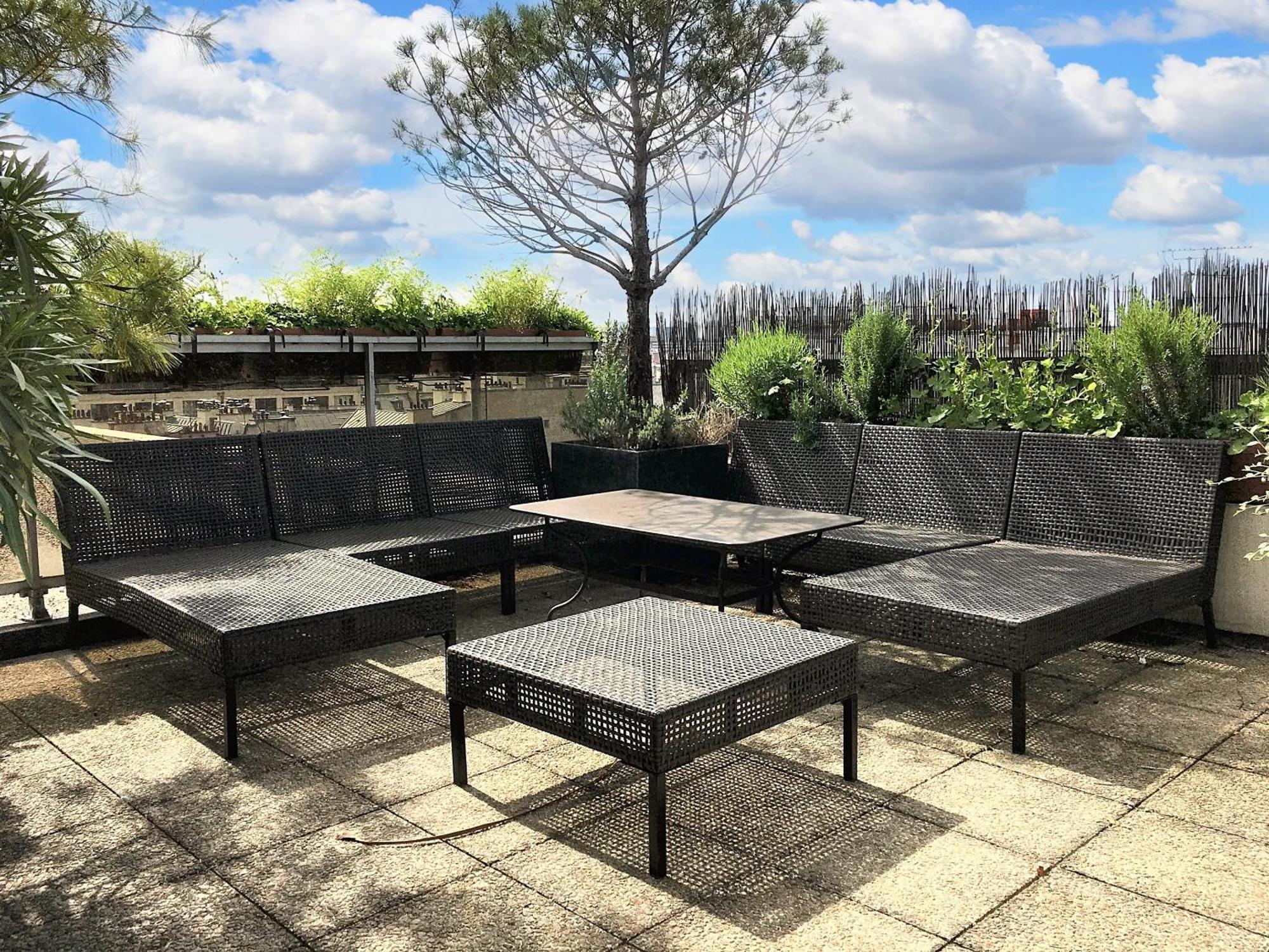 Spacieux A Avec Terrasse Panoramique De 110 M² Parigi
