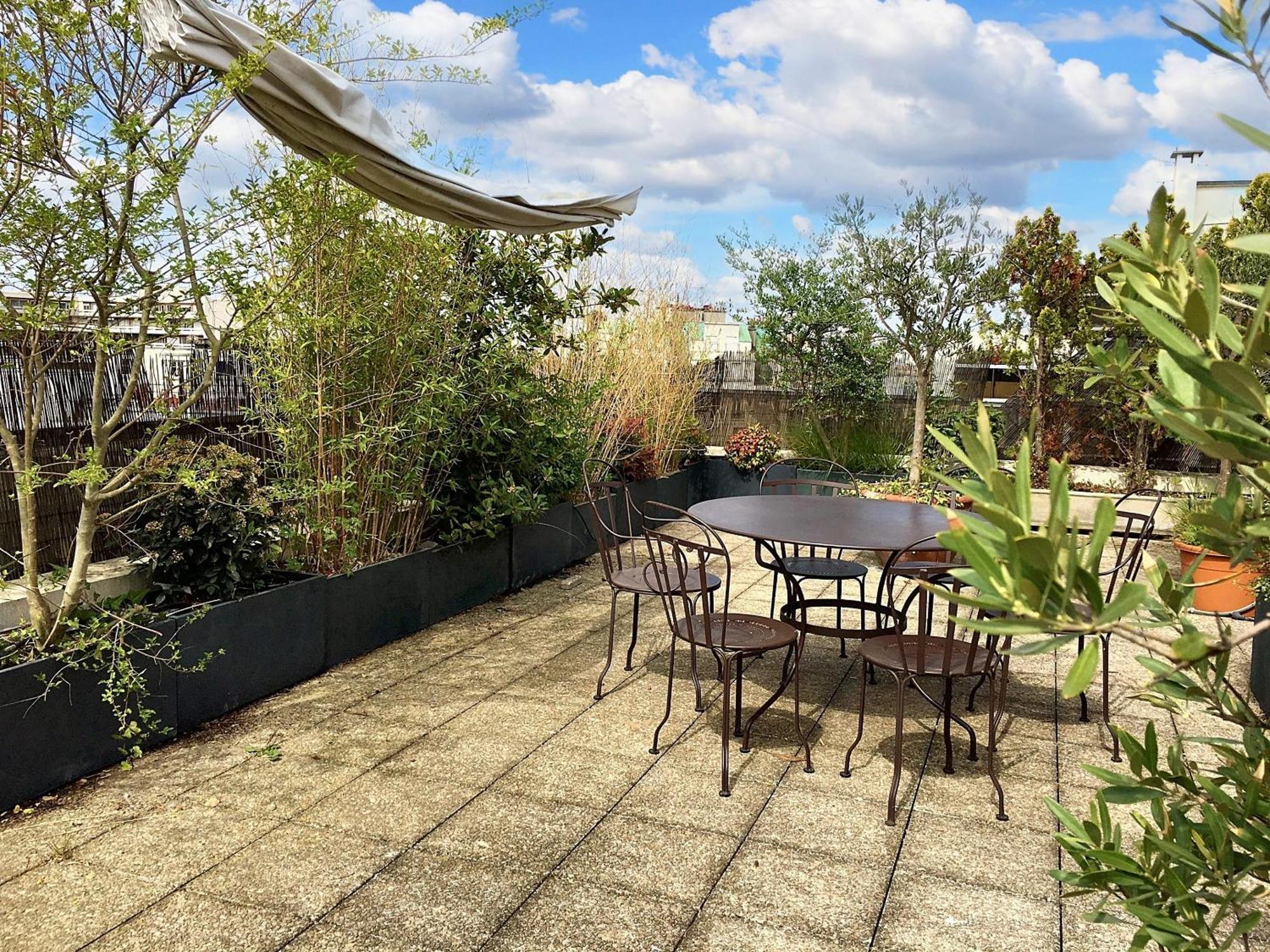 Appartement Spacieux A Paris Avec Terrasse Panoramique De 110 M² * Paris